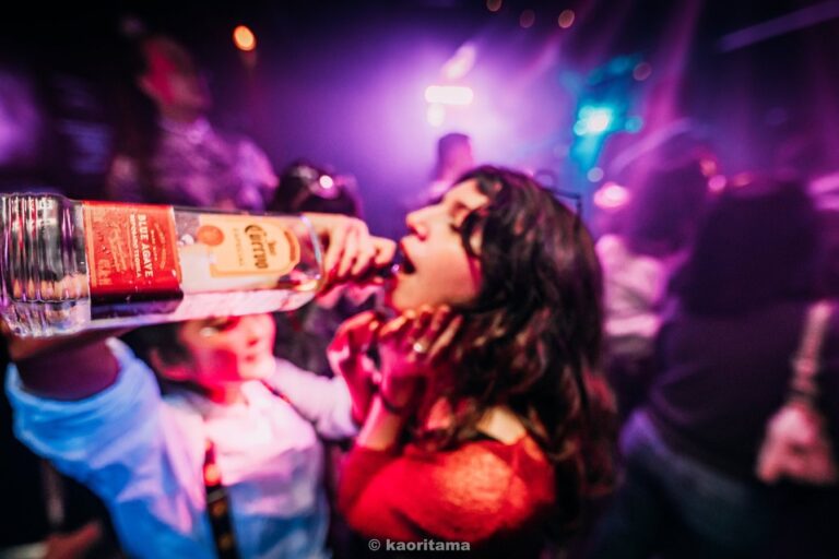 nternational bar 1134 03 768x512